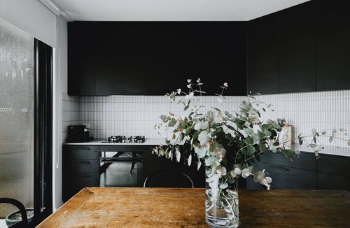 Hepburn Springs House | Lithic House-beautiful bush setting