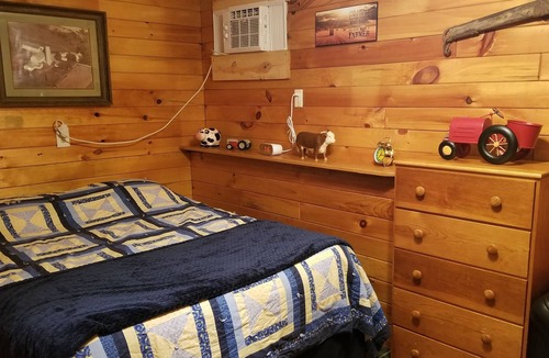 Monroe County House | Lithium Lodge in Wilton