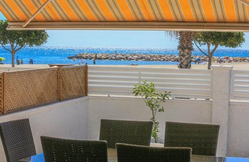 Cambrils House | LITORAL COSTA DORADA - VILLA LAURA II Only families