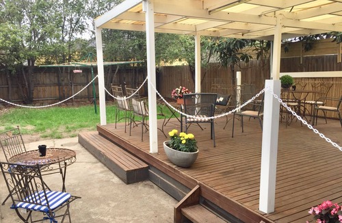 Yarraville House | LITTLE ABODE ON ADENEY FREE WIFI PET FRIENDLY