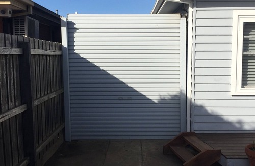 Yarraville House | LITTLE ABODE ON ADENEY FREE WIFI PET FRIENDLY