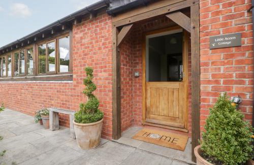 Ledbury House | Little Acorn Cottage