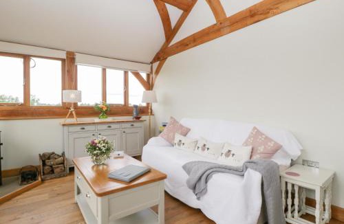 Ledbury House | Little Acorn Cottage