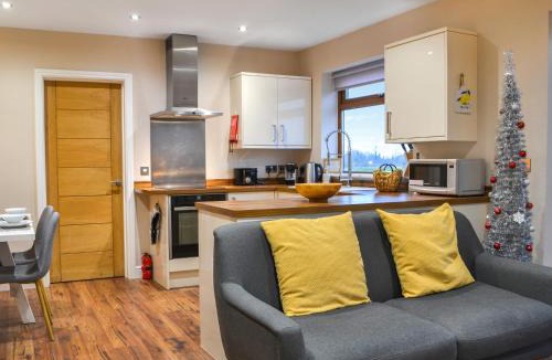 Ryther House | Little Acres Cottage