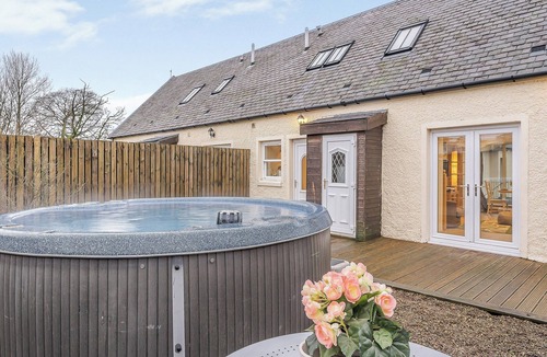 Lochwinnoch Cottage | Little Arches - S4665