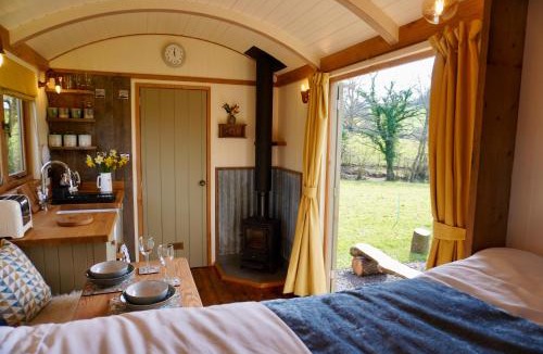 Trusham House | Little Ash Glamping - Luxury Shepherd's Huts