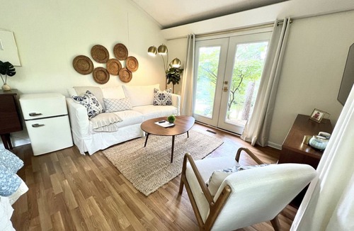 Stuart Heights - Rivermont House | Little Avalon in North Chattanooga- 5 minutes from downtown!