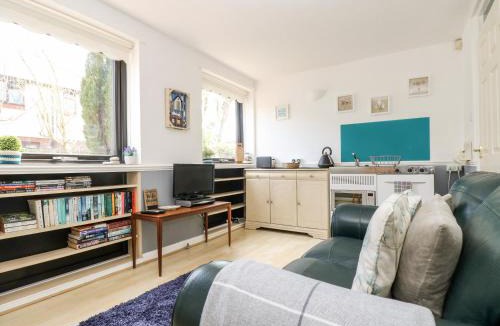 Carlyon Bay House | Little Beach House