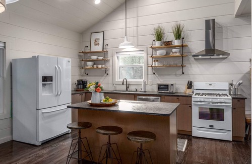 Ellijay Cabin | Little Bear House