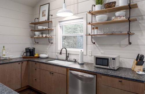 Ellijay Cabin | Little Bear House