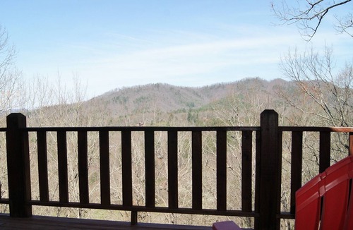Upper Peachtree Ski Chalet | Little Bear - mountain views!!