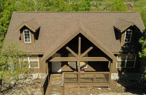 Reeds Spring House | Little Bear