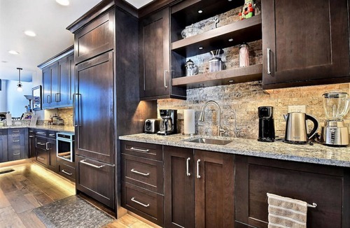 Deer Valley House | Little Belle Luxury ~ Walk to Lifts & Stein Eriksen
