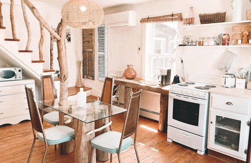 Margaretsville House | Little Bird Inn