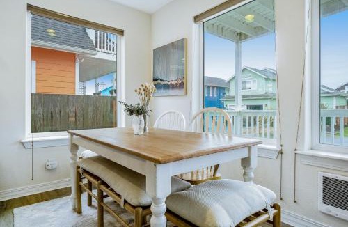 Pacific Beach House | Little Blue Beach House