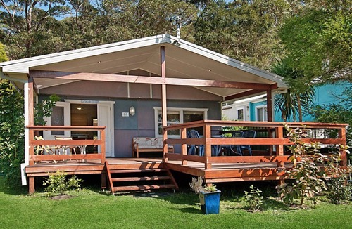 Hardys Bay House | Little Blue House by HolidayCo.