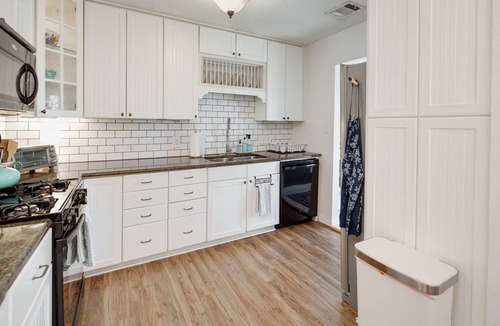 Bryan House | Little Blue House