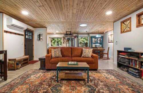 Sudden Valley House | Little Blue