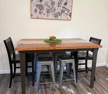 Van Buren House | Little Blue