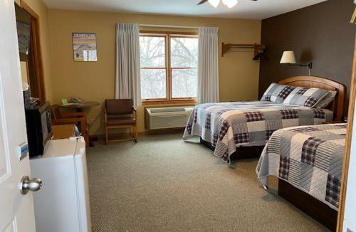 Trempealeau Hotel | Little Bluff Inn