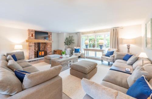 Holt House | Little Butts