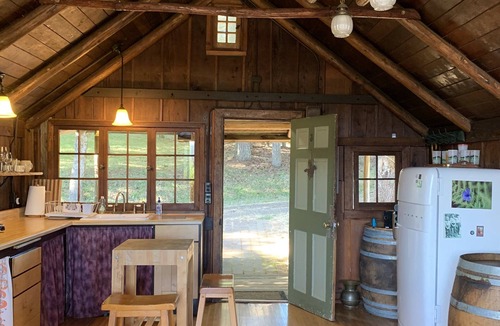 Philomath Cabin | Little Cabin at Wren Vineyard