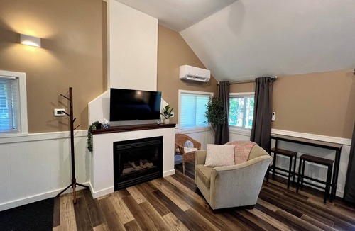 Woodview Cabin | little cabin for your weekend getaway