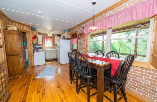 Laclede County Cabin | Little Cabin on the BIG Niangua!