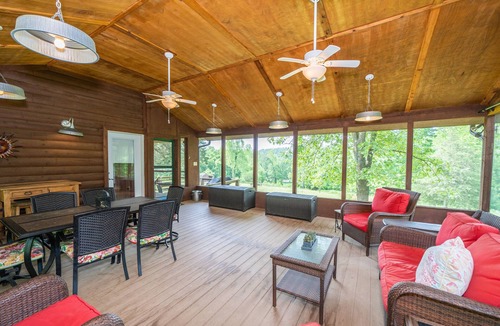 Laclede County Cabin | Little Cabin on the BIG Niangua!