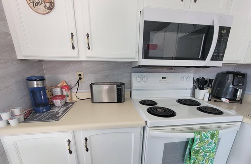 Beaubassin East Cottage | Little Cape cottage (Petit-cap) year round availability, 5min beach