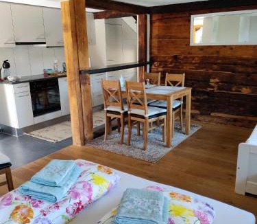 Matten bei Interlaken Apartment | Little Chalet Pirelli 1783