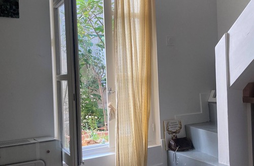 Butte-aux-Cailles House | Little cottage on the quail hill
