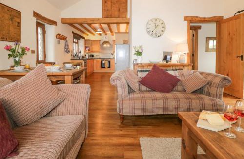 Kendal House | Little Crake Howe