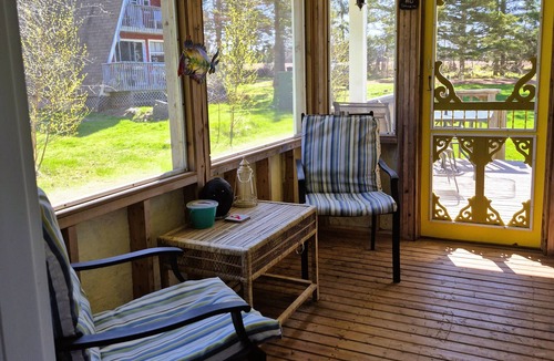 Canoe Cove Cottage | Little Eden Summer Beach Home