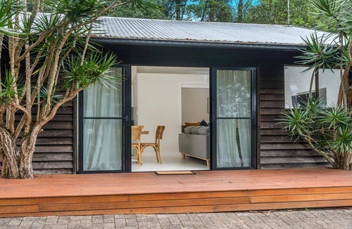 Brooklet Cabin | Little Farm Cottage II