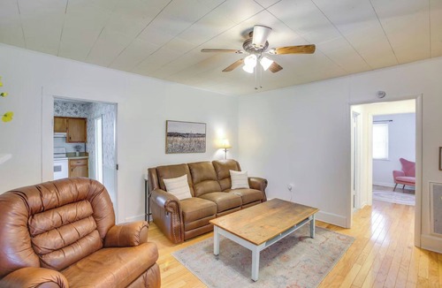 Cross Plains House | Little Farm House with Shaded Front Porch, Fire Pit, Covered Parking