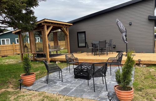 Clarke's Beach House | Little Gem