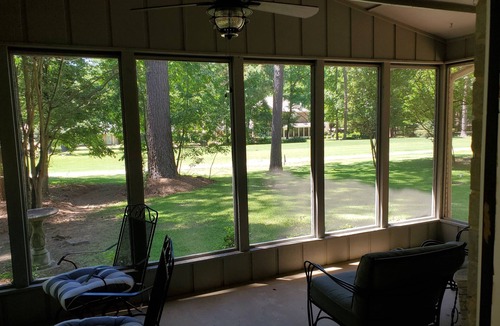 Holly Lake Ranch House | Little Getaway Paradise on the Golf Course w/Resort Amenities!