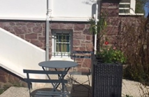 Labouheyre Cottage | LITTLE GREEN HOUSE