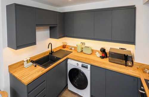 Staple Hill Apartment | Little Haven by STAE-Homes