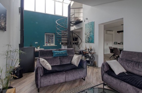 Tavel House | Little Haven of Serenity