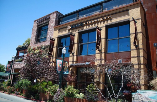 Overlook Apartment | Little Home