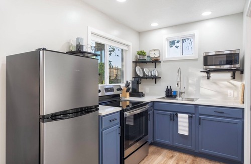 Ozark Apartment | Little House in the Big Woods