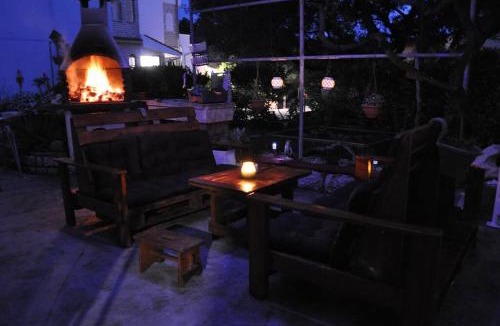 Banjol House | Little house Kućica