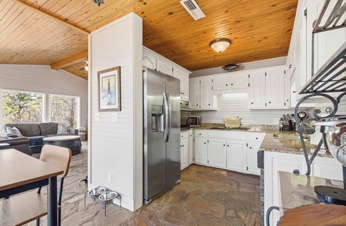 Lowell Cabin | Little House on Hickory