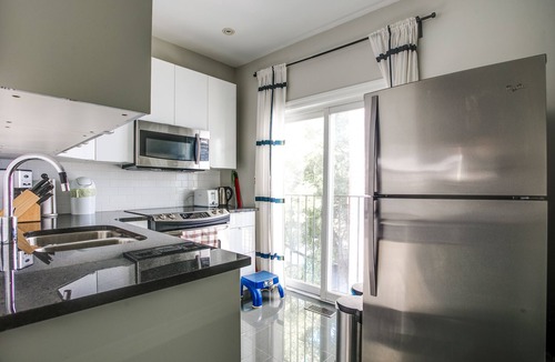 Palmerston - Little Italy Apartment | Little Italy Modern Masterpiece