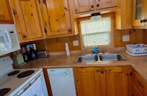West Newton House | Little Lantern Cabin