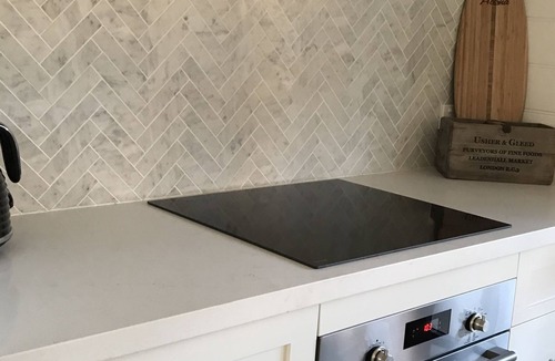 Callala Beach House | Little Lewis - Romantic Getaway