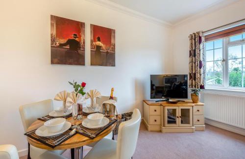 Findon House | Little Longmead