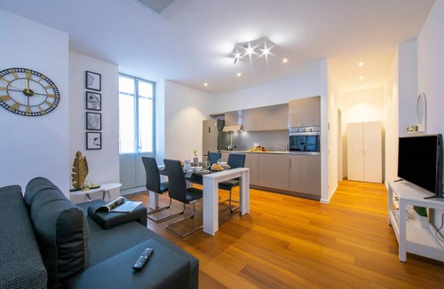Lugano Apartment | Little Lugano